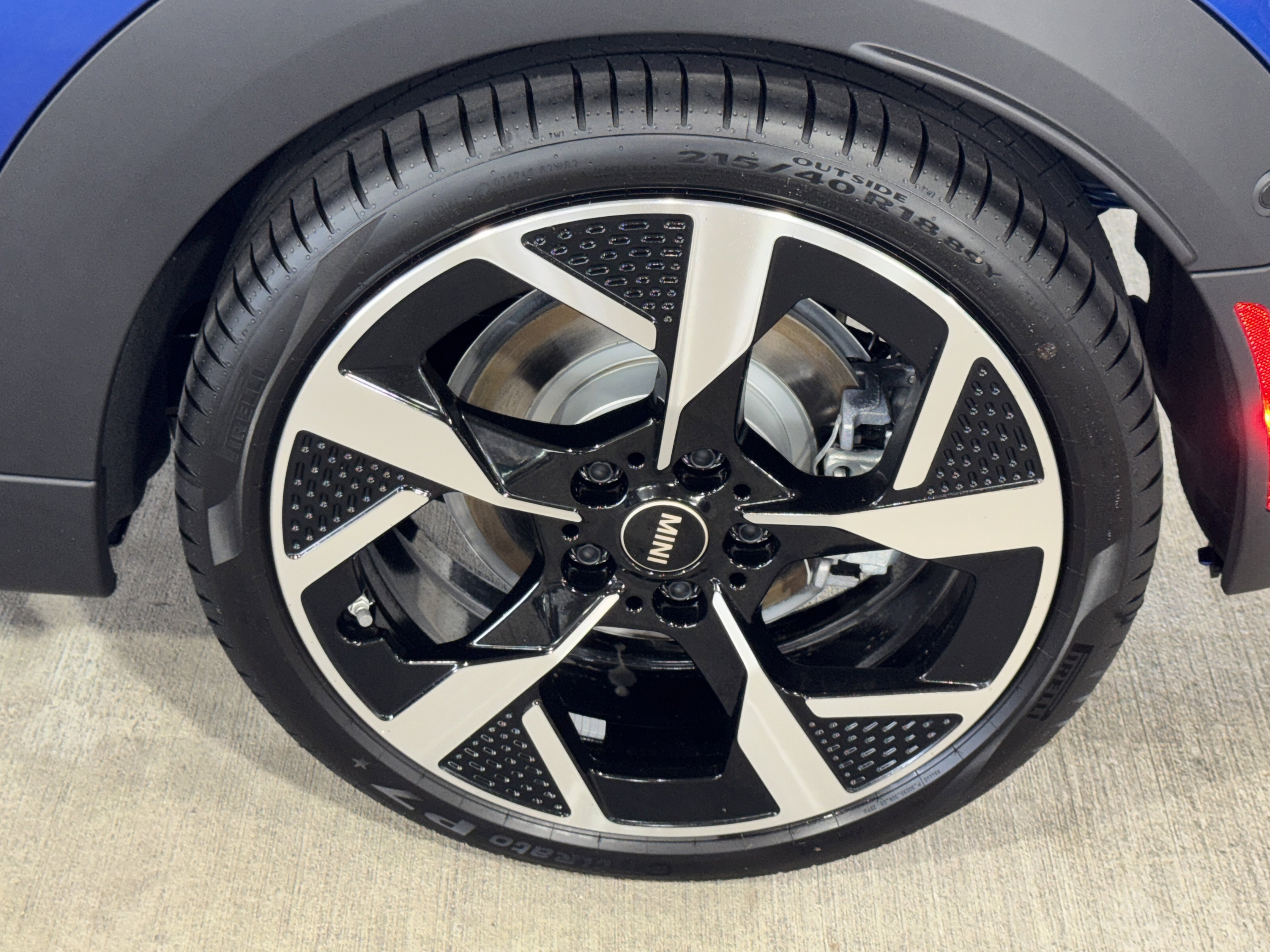 New 2026 MINI Cooper S image 25