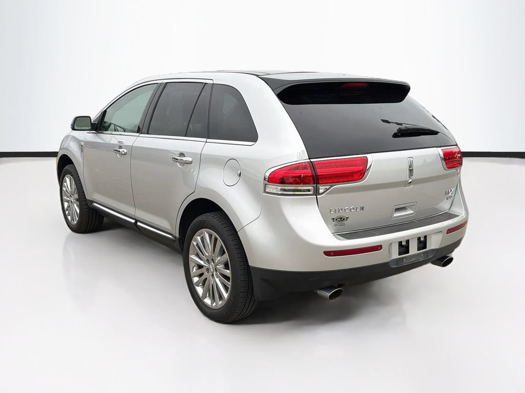 Used 2015 Lincoln MKX AWD w/ Equipment Group 102A image 7