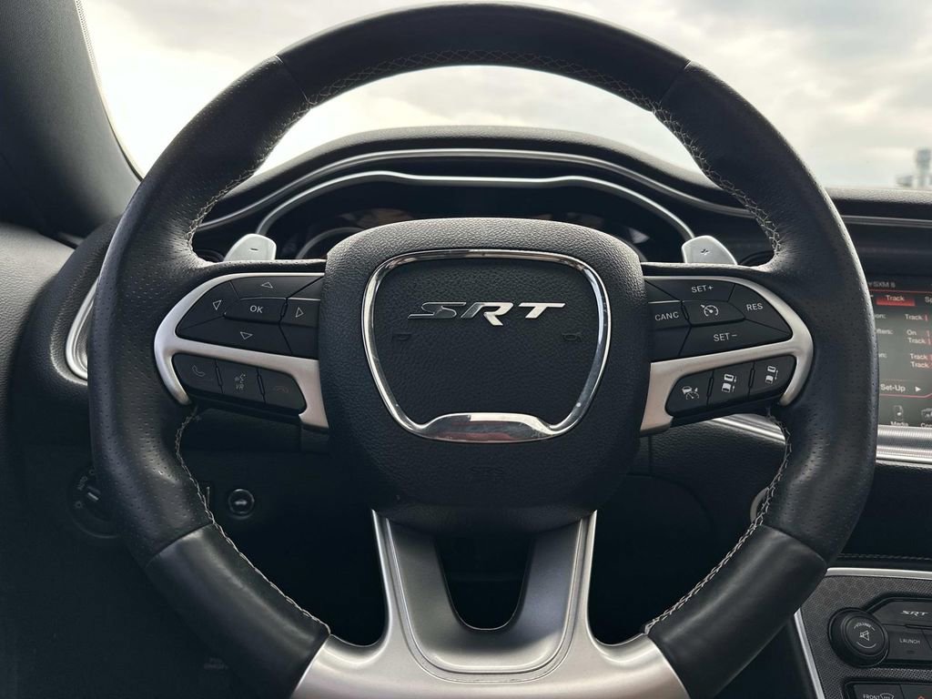 Used 2016 Dodge Challenger SRT w/ Technology Group image 19