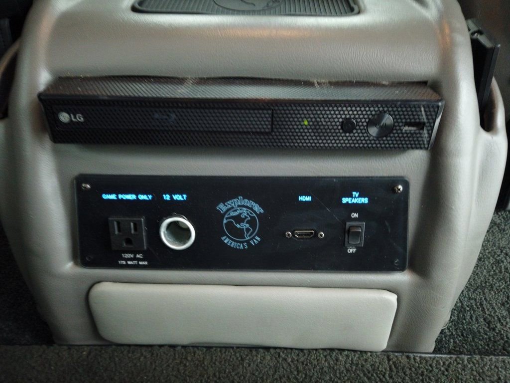 Used 2020 Chevrolet Express 2500 Extended w/ Enhanced Convenience Package image 47