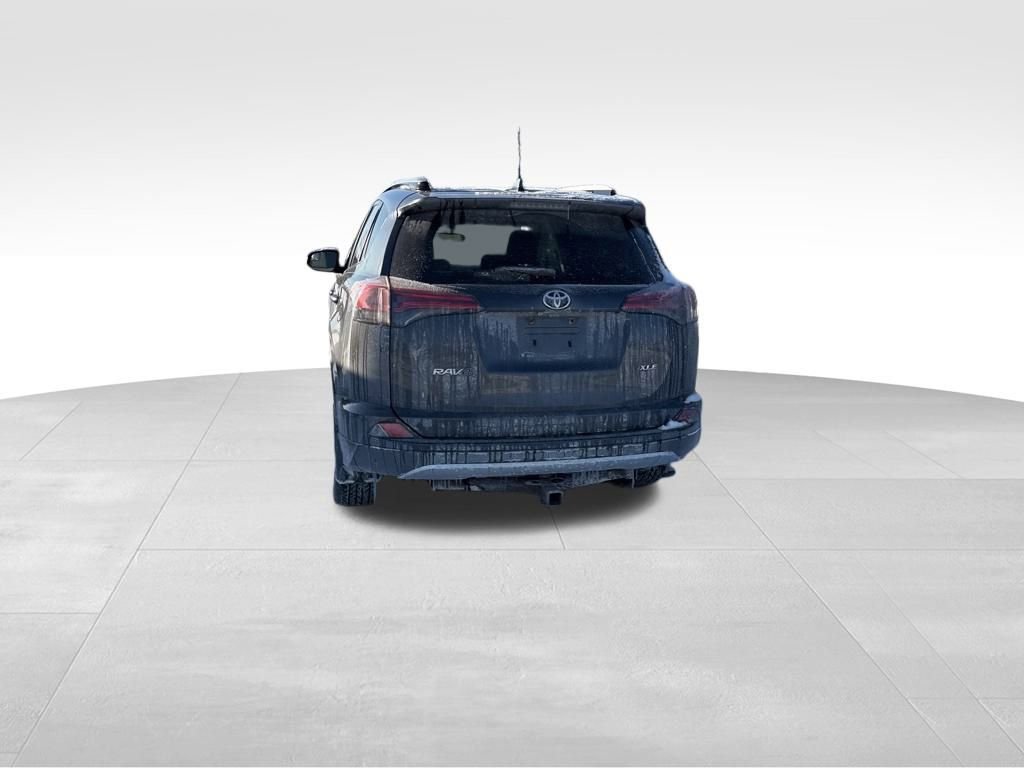 Used 2016 Toyota RAV4 XLE image 6