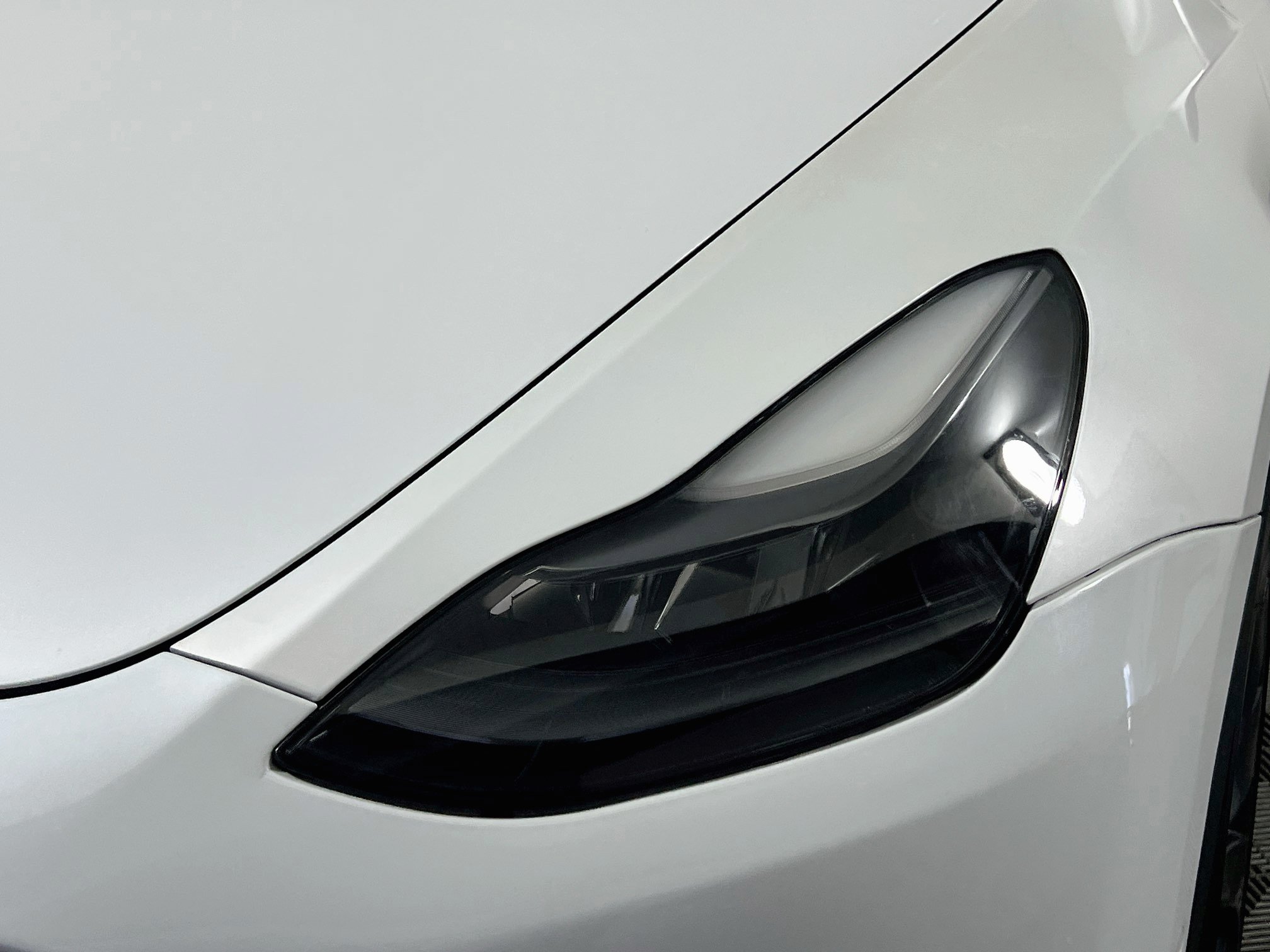 Used 2022 Tesla Model Y Performance AWD/4WD image 11