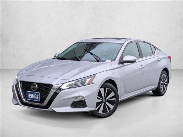 Used 2022 Nissan Altima 2.5 SV w/ SV Premium Package image 1