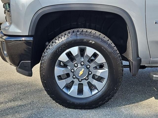 New 2026 Chevrolet Silverado 2500 Custom w/ Custom Value Package RWD image 32