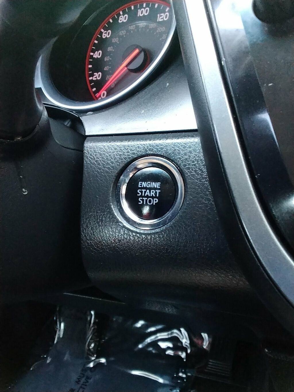 Used 2019 Toyota Camry XSE FWD image 25