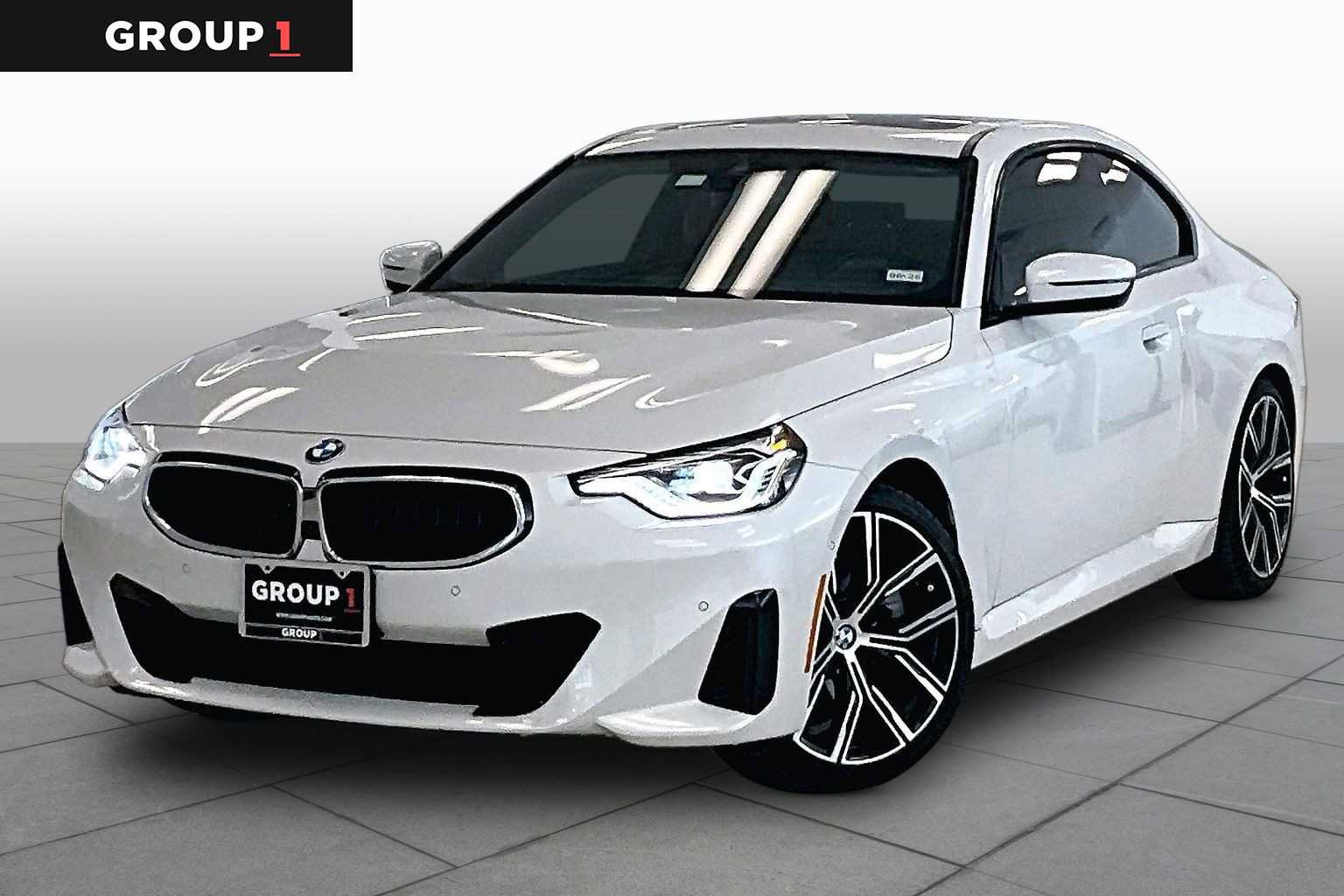 Used 2023 BMW 230i Coupe w/ Premium Package RWD video 1
