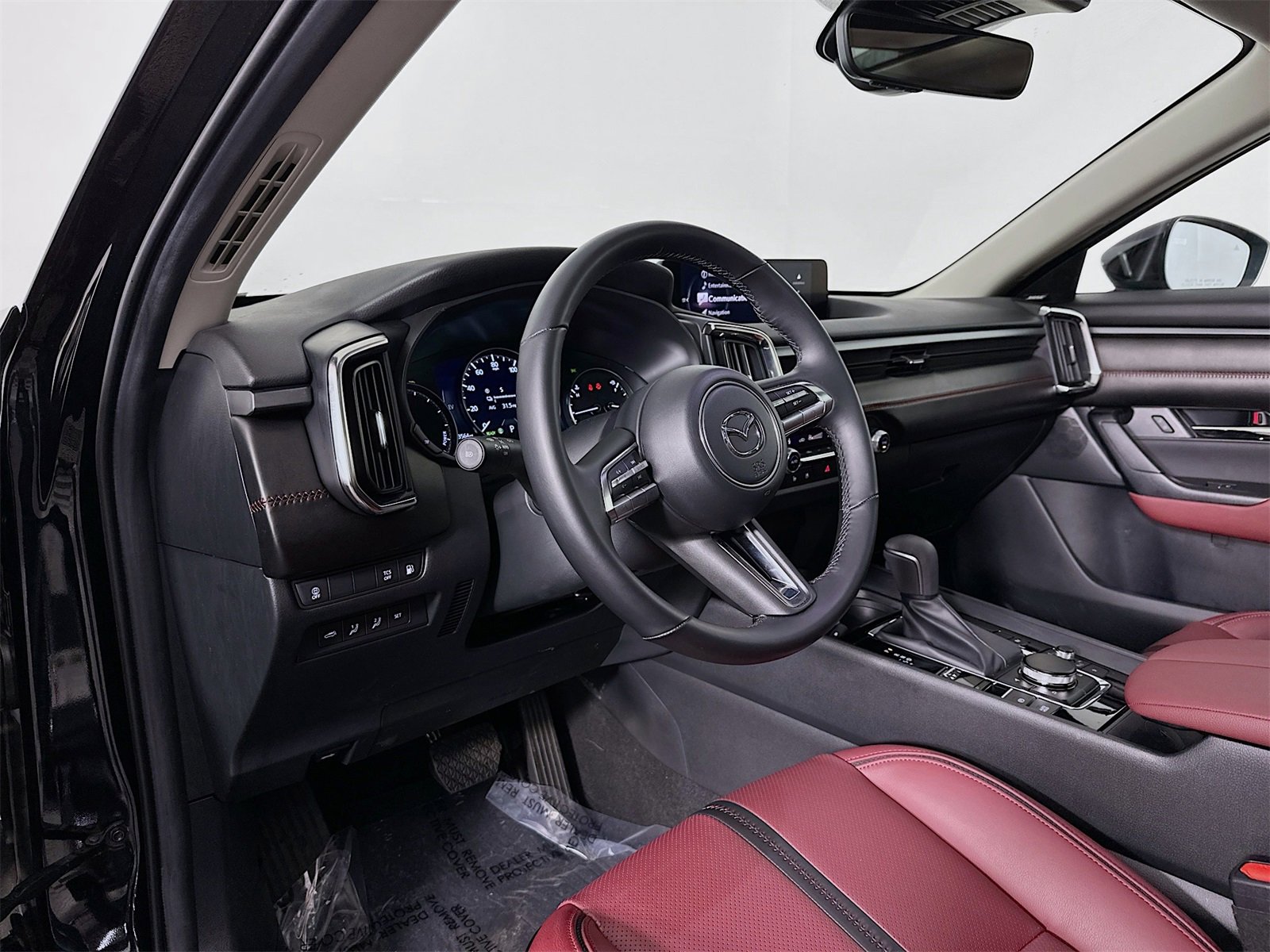 Certified 2025 MAZDA CX-50 2.5 Hybrid w/ Premium Plus Pkg image 9