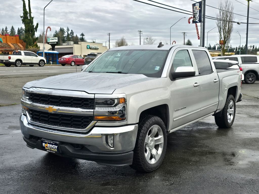 Used 2018 Chevrolet Silverado 1500 LT w/ LT Eassist Package image 3