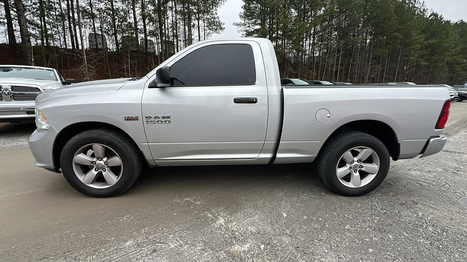 Used 2014 RAM 1500 Express image 11