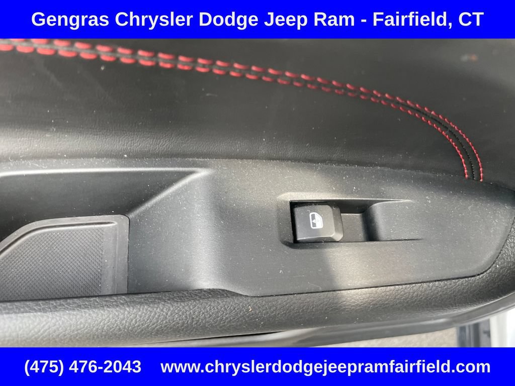 Certified 2025 Jeep Compass Trailhawk w/ Sun & Sound Group AWD/4WD image 35