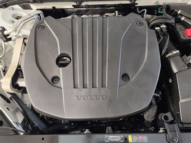 Used 2024 Volvo S60 B5 Core image 32