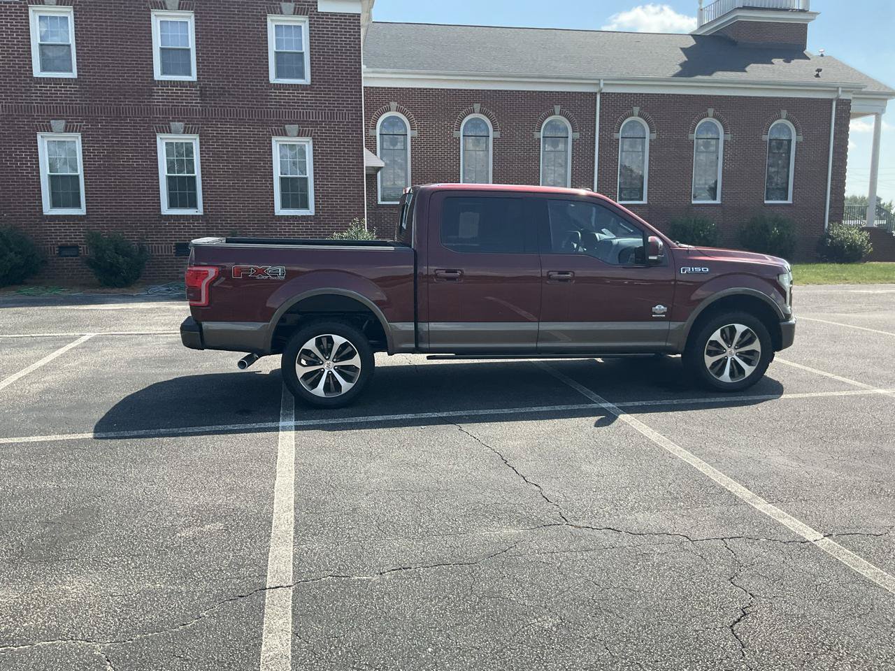 Used 2015 Ford F150 King Ranch w/ Equipment Group 601A Luxury AWD/4WD image 5