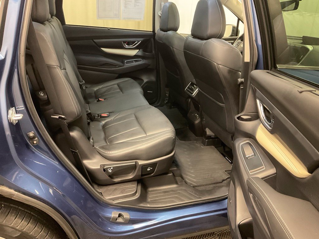 Used 2022 Subaru Ascent Limited w/ Technology Package AWD/4WD image 33