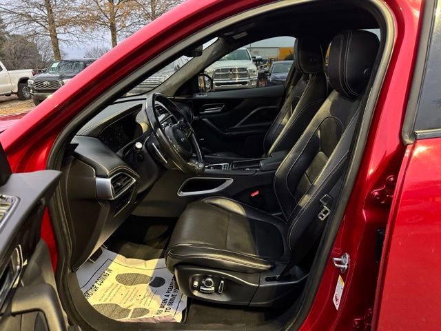 Used 2019 Jaguar F-PACE S image 16