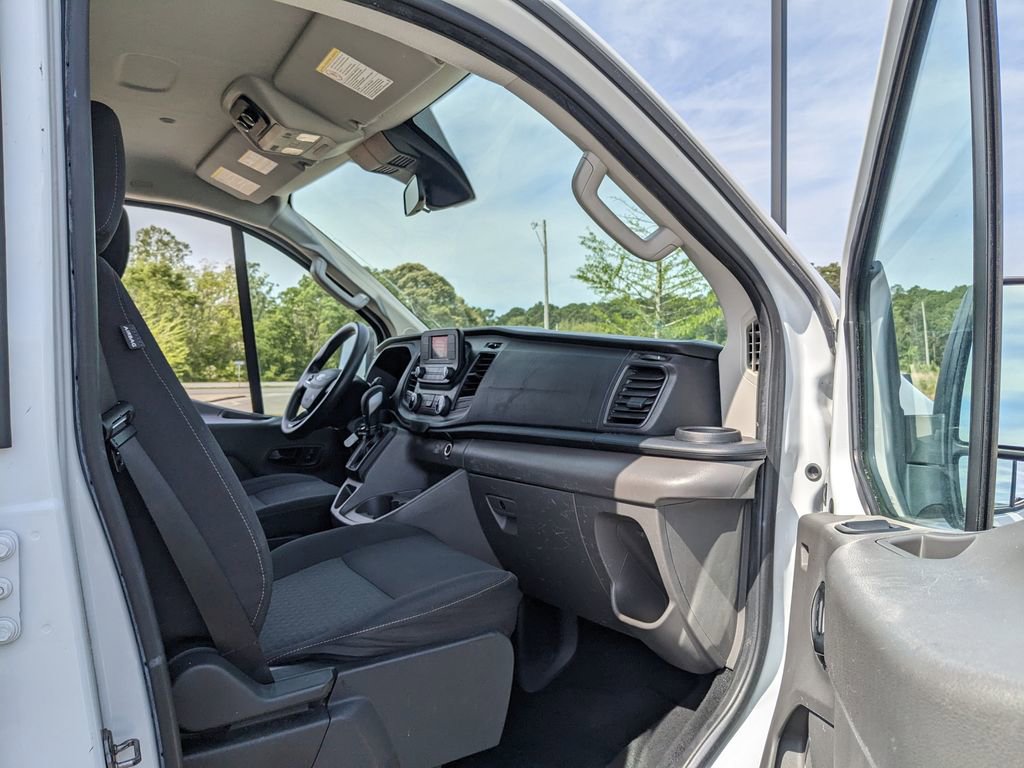 Used 2021 Ford Transit 350 XLT image 32