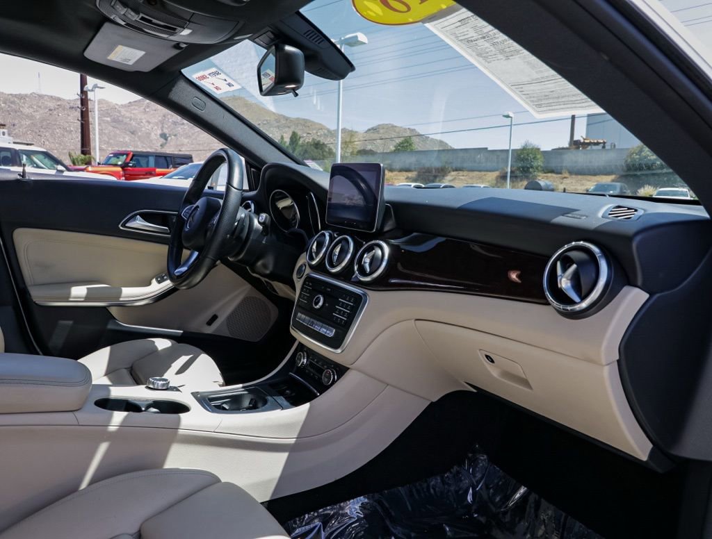 Used 2018 Mercedes-Benz CLA 250 image 20