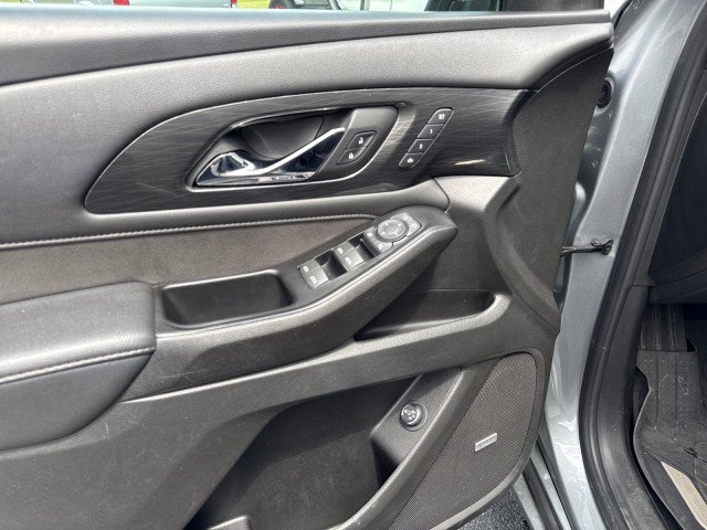 Used 2023 Chevrolet Traverse High Country w/ LPO, Floor Liner Package image 26