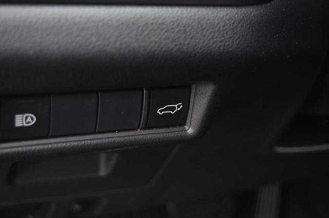 Used 2025 Toyota Grand Highlander XLE 4D Sport Utility image 12