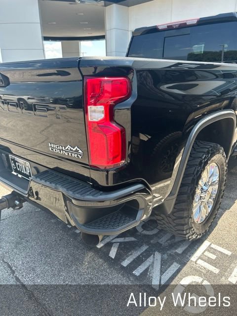 Used 2021 Chevrolet Silverado 2500 High Country AWD/4WD image 13