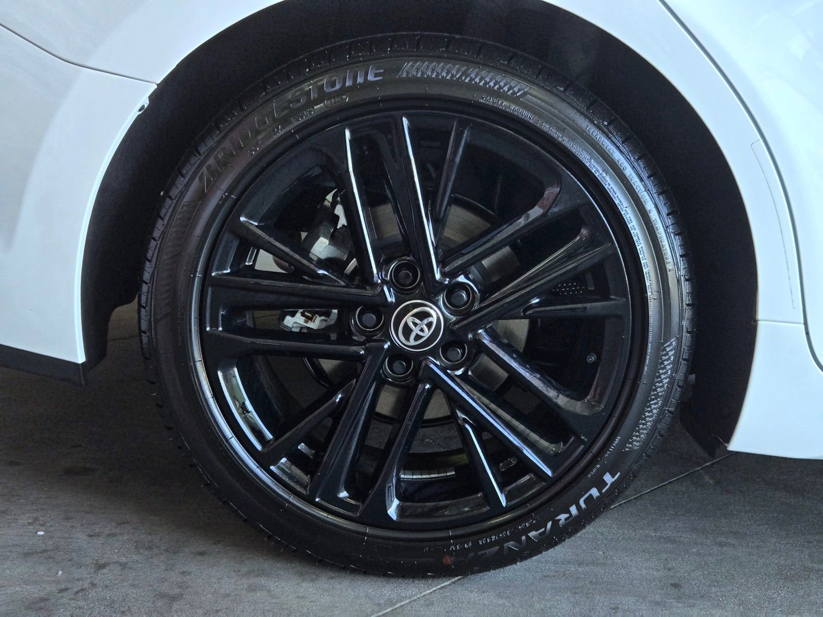 Certified 2026 Toyota Camry SE FWD image 5