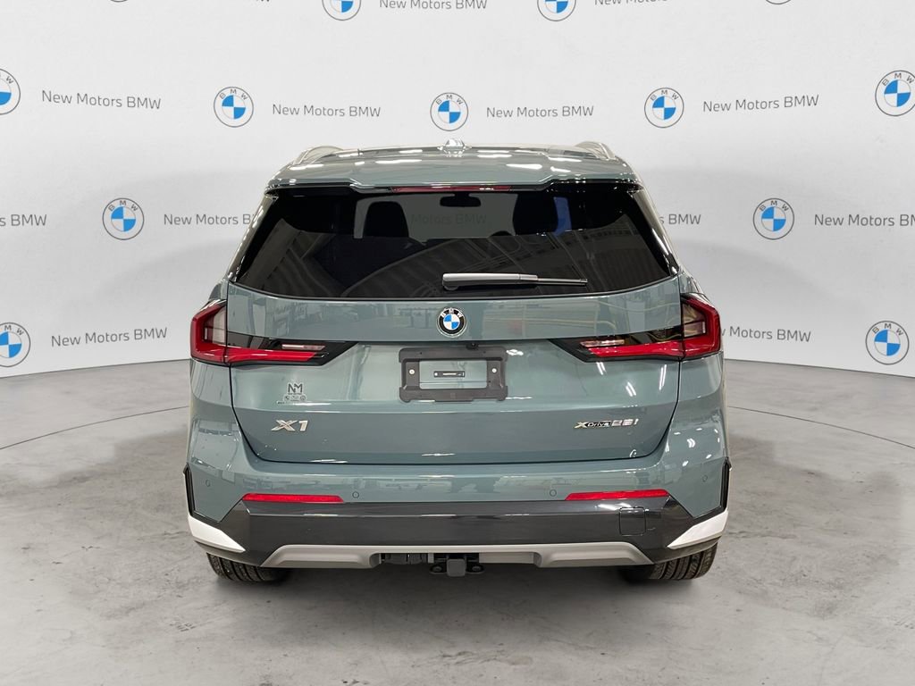 New 2026 BMW X1 xDrive28i w/ Technology Package AWD/4WD image 4