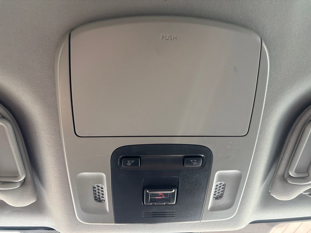 Used 2023 Toyota Camry SE image 17