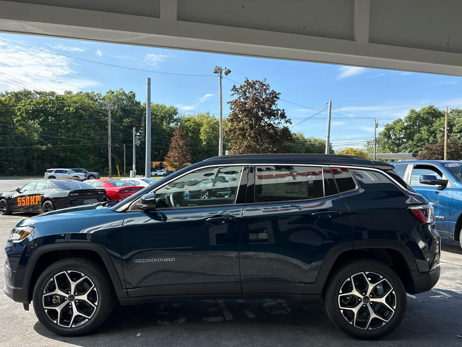 New 2026 Jeep Compass Limited AWD/4WD image 7