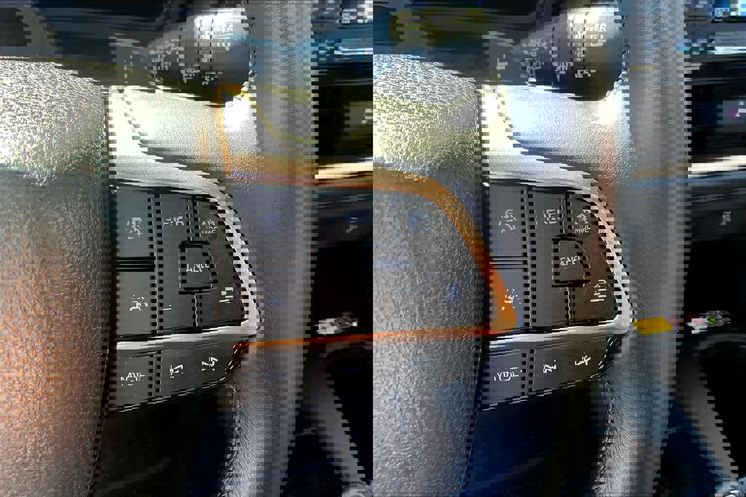 Certified 2025 Toyota Grand Highlander AWD Hybrid image 24