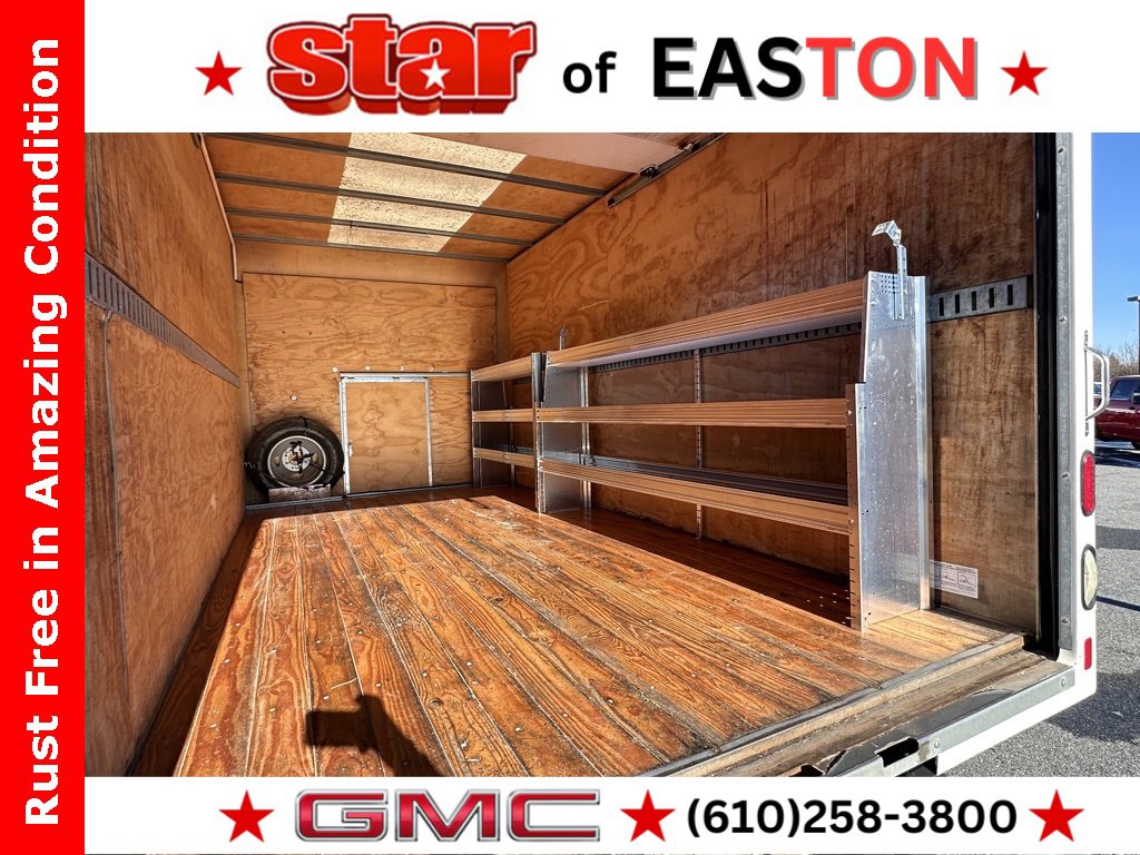 Used 2015 GMC Savana 3500 Extended w/ Smoker's Package image 20