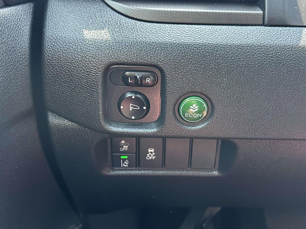 Certified 2022 Honda Pilot TrailSport image 24