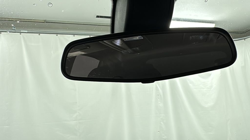 Used 2019 Chevrolet Equinox LT image 31