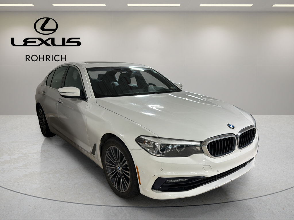 Used 2018 BMW 530i xDrive AWD/4WD image 4