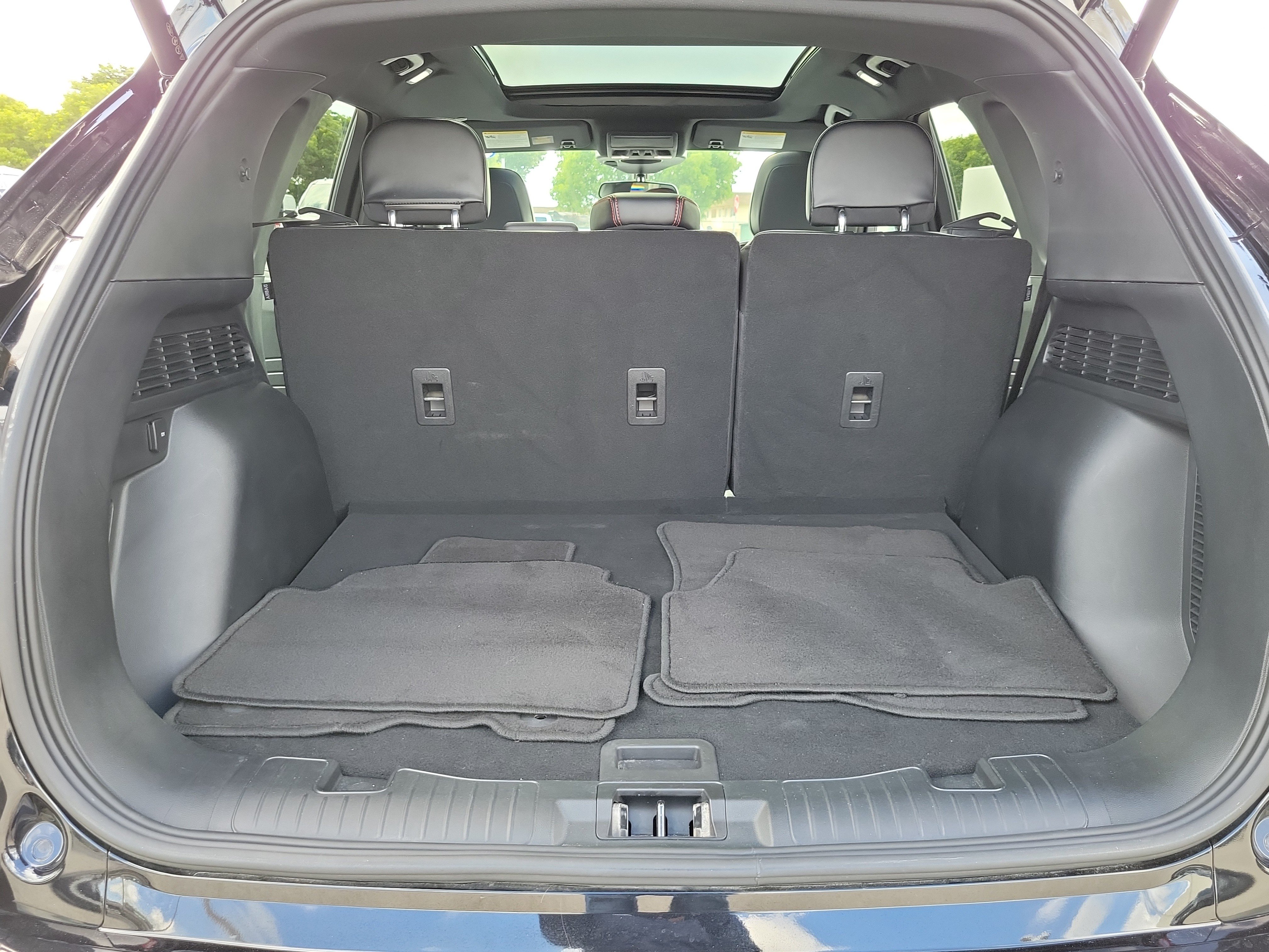 Used 2024 Ford Escape ST-Line w/ Tech Pack #1 FWD image 16