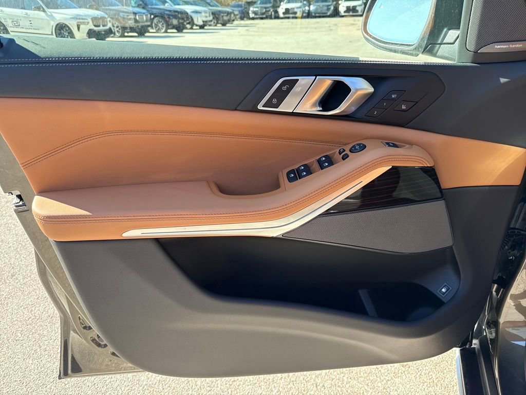 New 2026 BMW X5 xDrive50e w/ Climate Comfort Package image 12