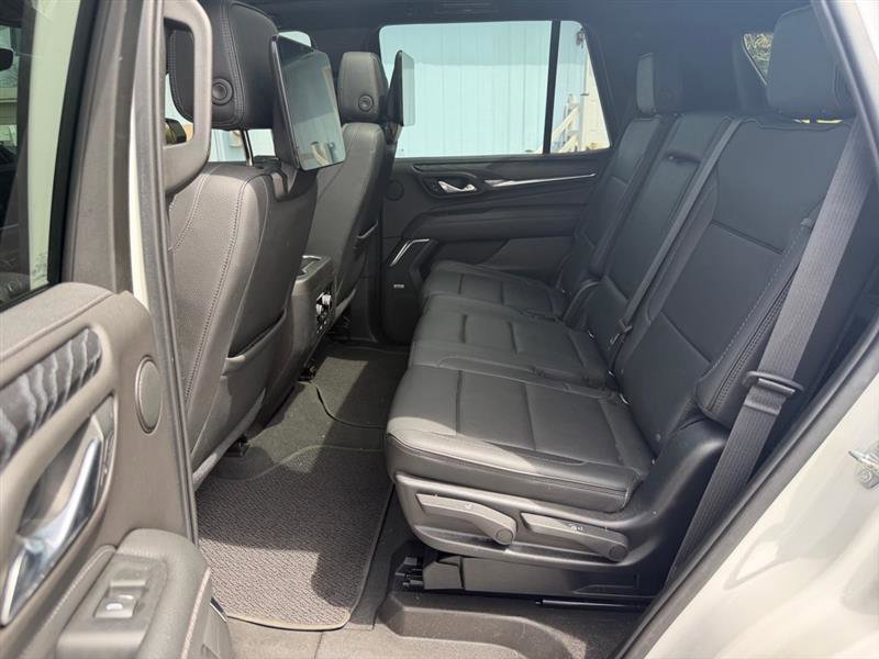 Used 2021 GMC Yukon Denali w/ Denali Ultimate Package image 18