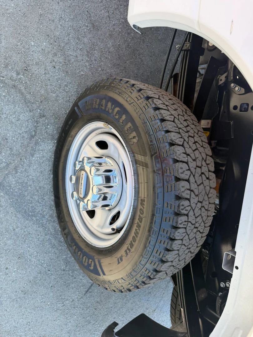 Used 2021 Ford F350 XL w/ Power Equipment Group image 33