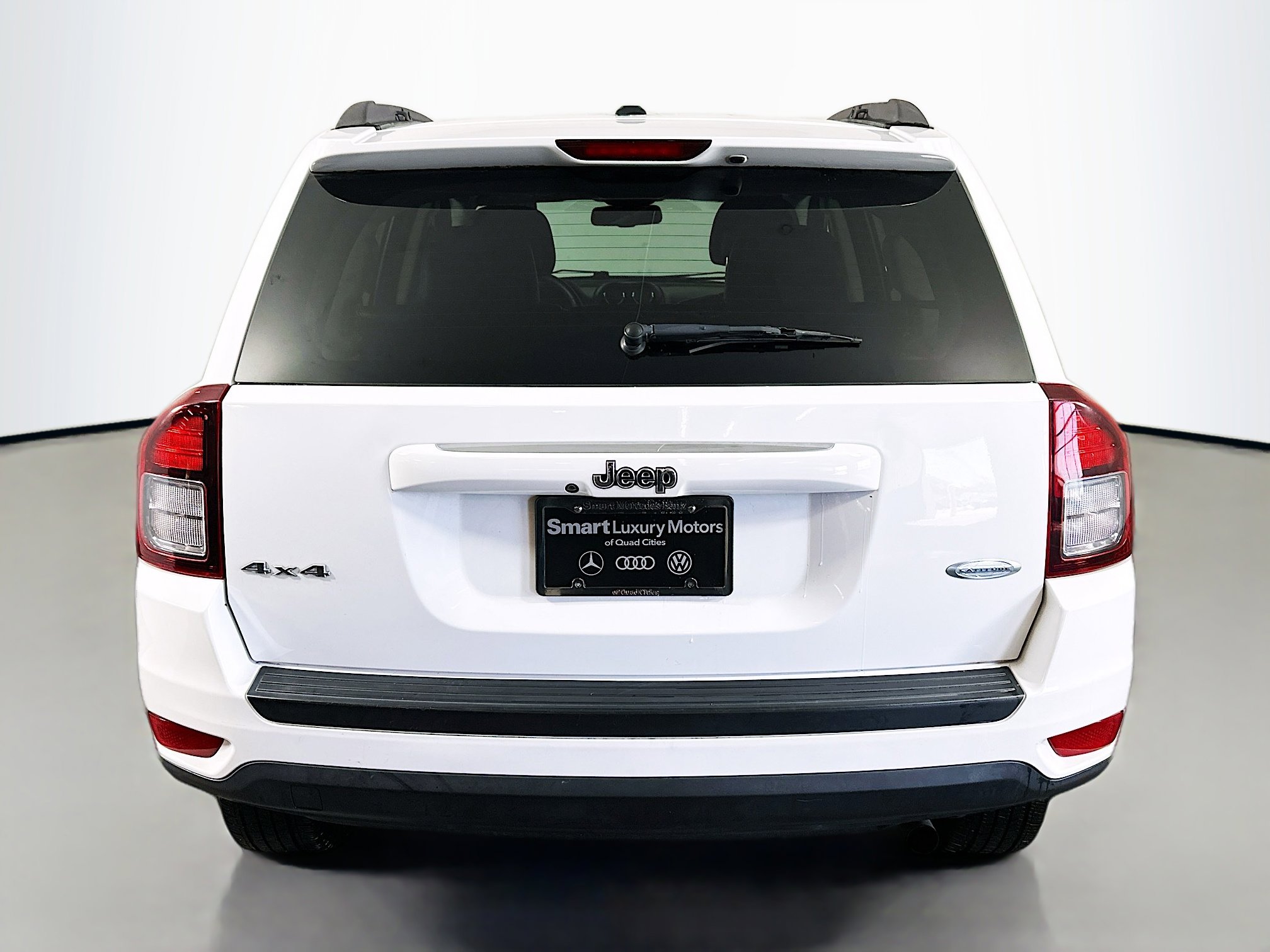 Used 2016 Jeep Compass Latitude AWD/4WD image 8