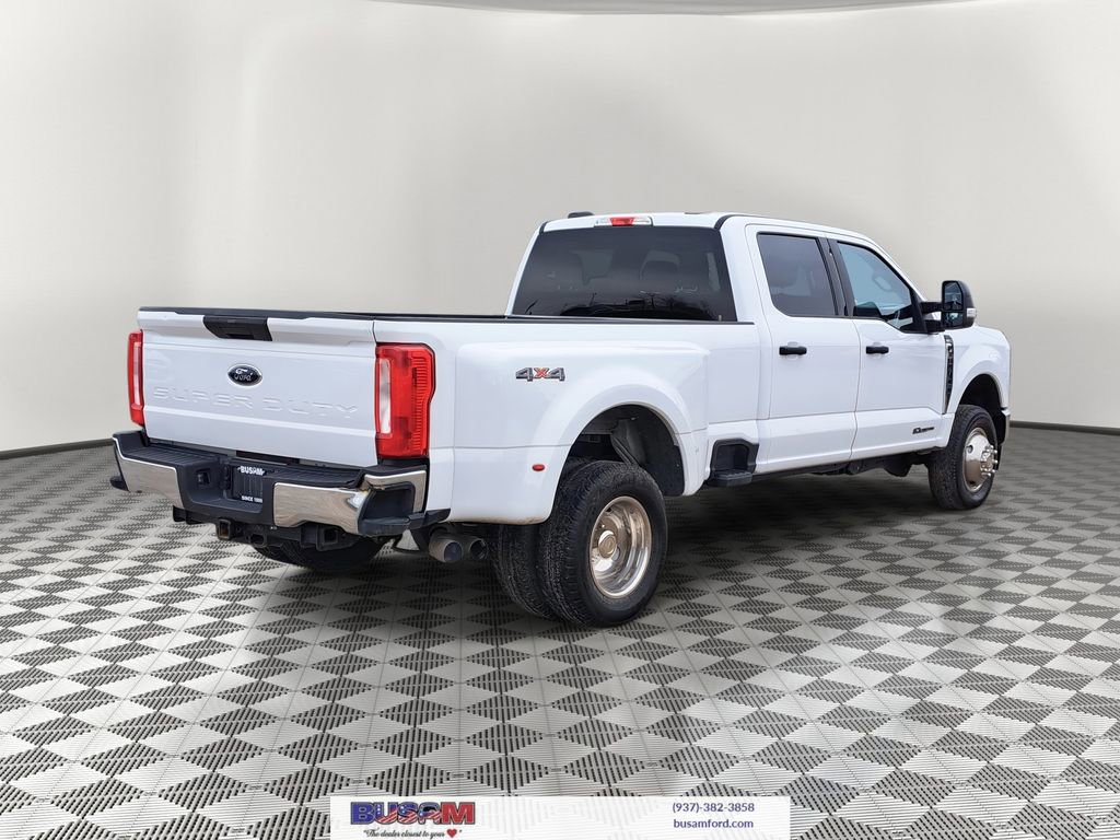 Used 2023 Ford F350 XLT image 4