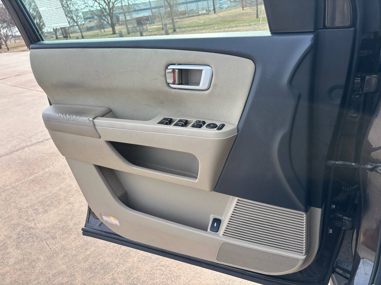 Used 2015 Honda Pilot LX image 8