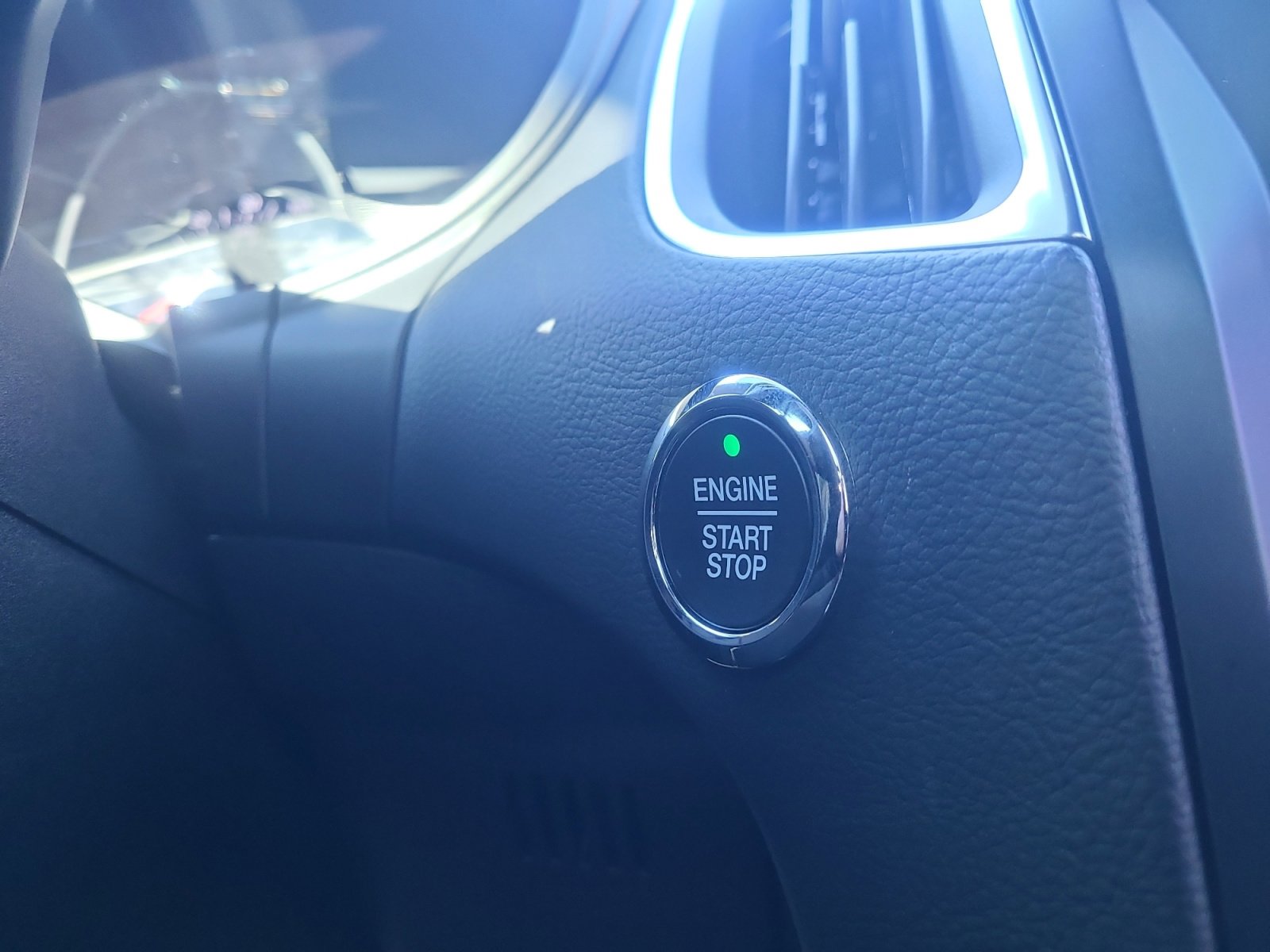 Certified 2024 Ford Edge ST w/ Equipment Group 401A image 30