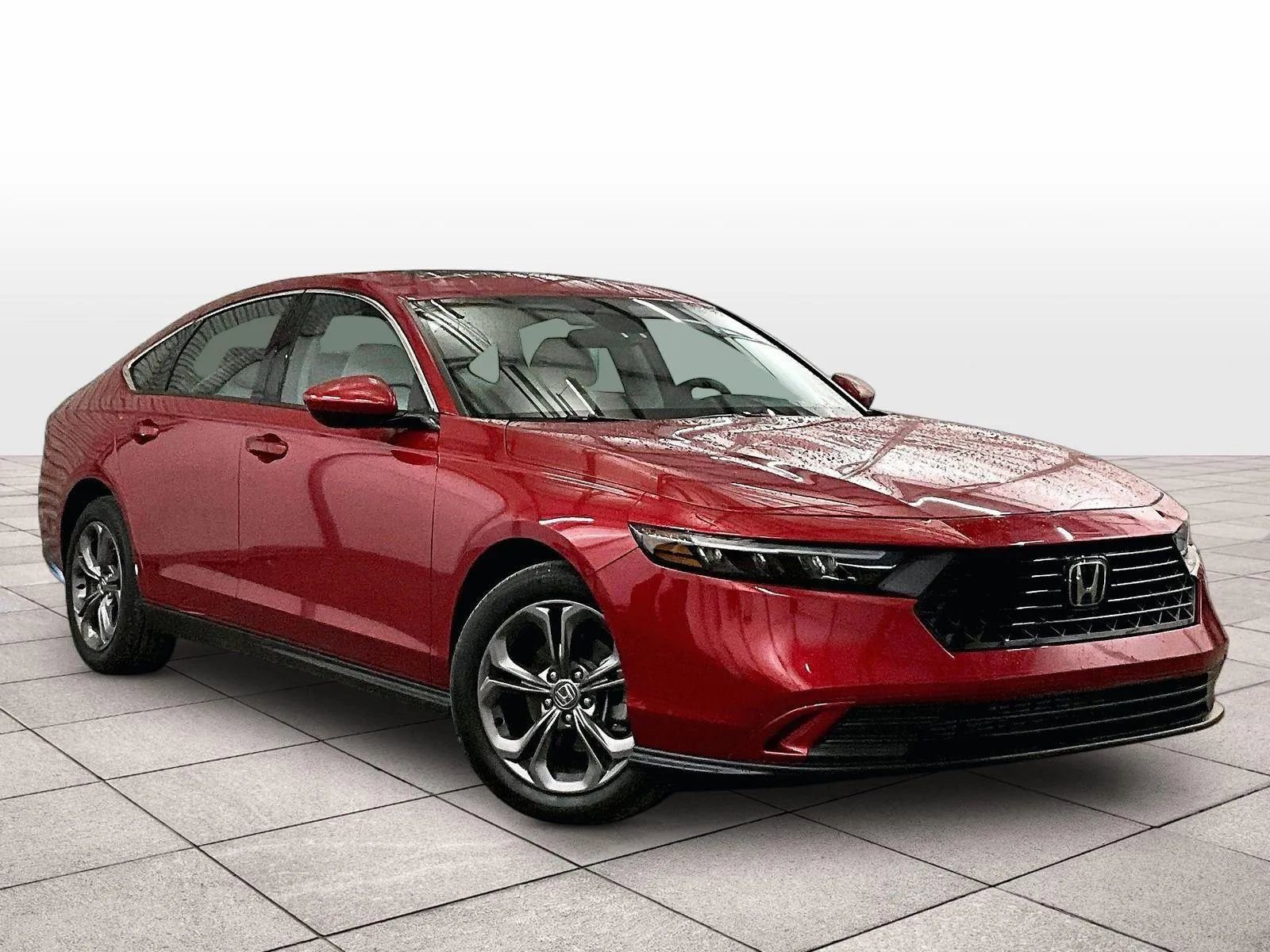 Used 2024 Honda Accord EX image 2