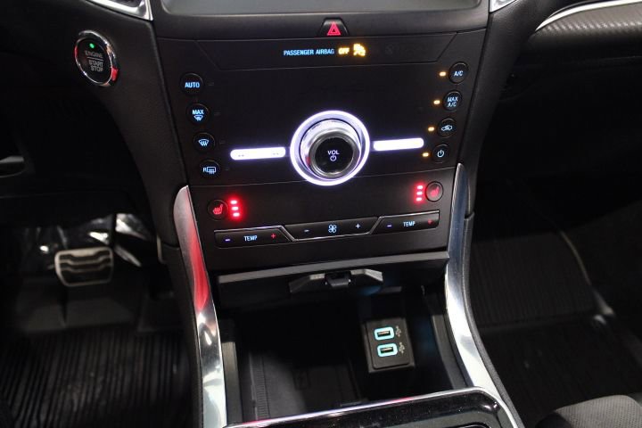 Used 2020 Ford Edge ST w/ Cold Weather Package image 26