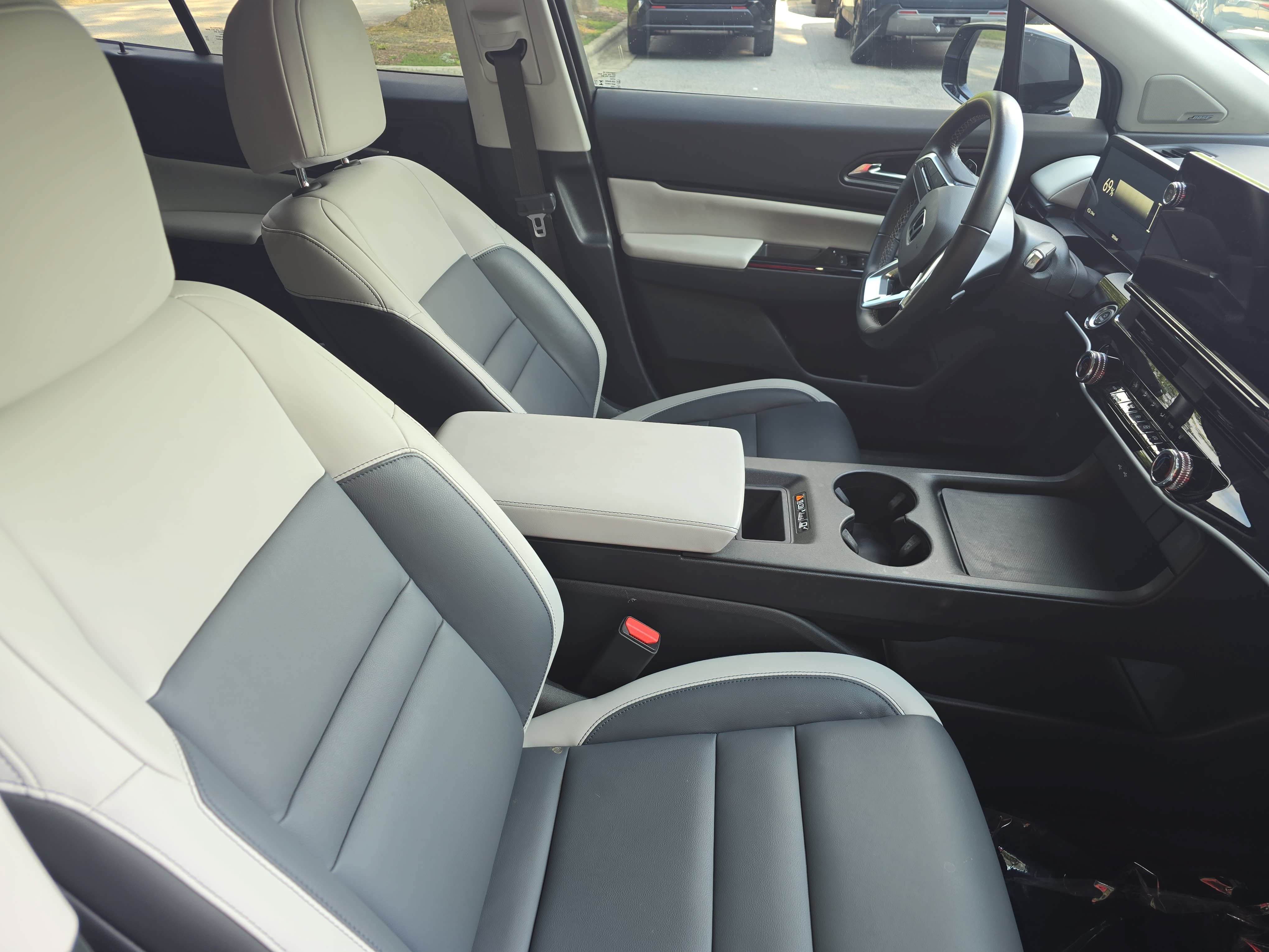 Used 2025 Honda Prologue Touring image 10