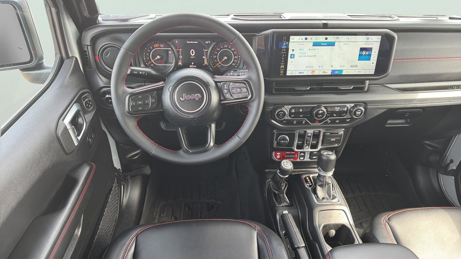 Used 2024 Jeep Wrangler Unlimited Rubicon image 16