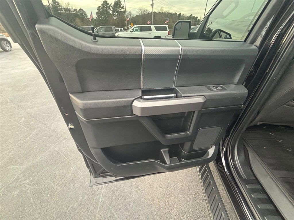 Used 2019 Ford F150 XLT w/ Equipment Group 302A Luxury image 18