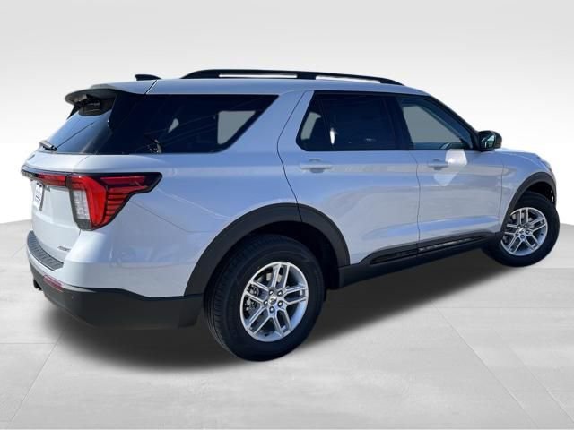 New 2026 Ford Explorer Active image 7