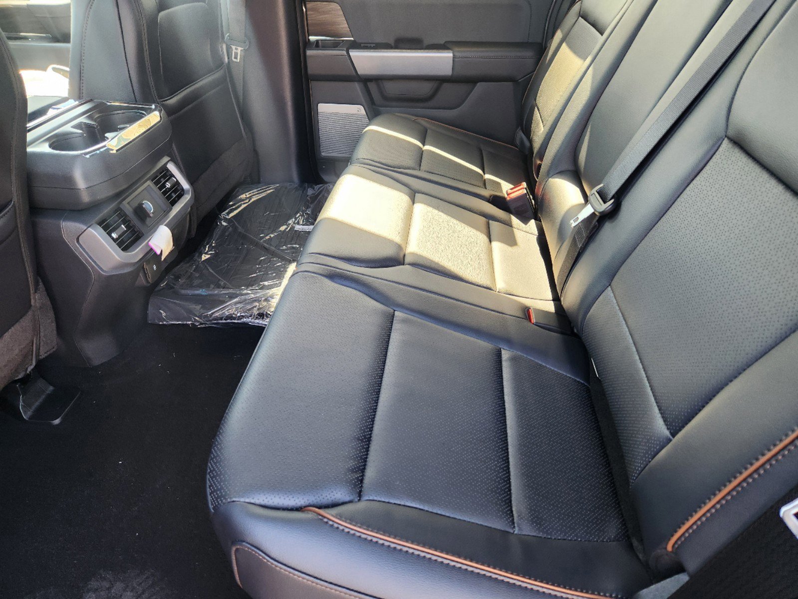 New 2025 Ford F150 Lariat w/ Equipment Group 501A Mid image 20