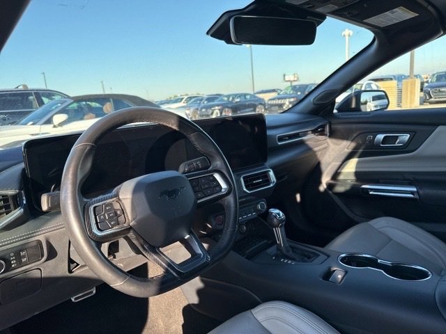 Used 2024 Ford Mustang Premium image 12