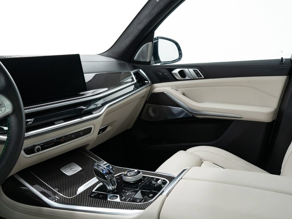 Used 2025 BMW ALPINA XB7 AWD/4WD image 30
