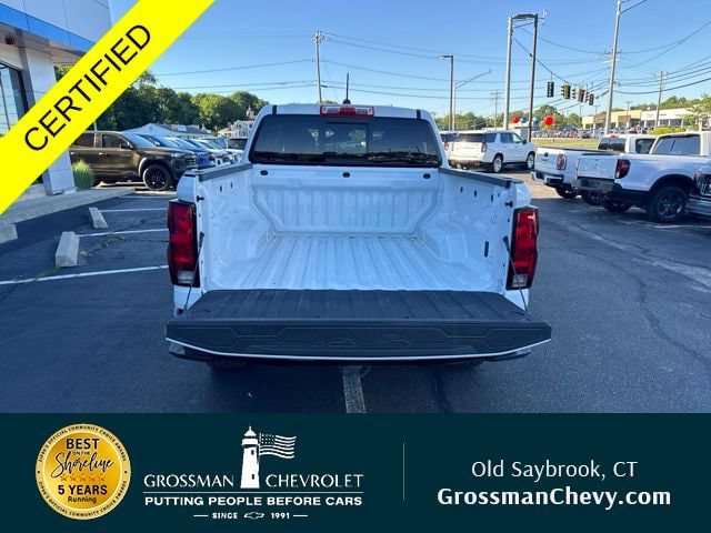 Used 2026 Chevrolet Colorado W/T RWD image 9